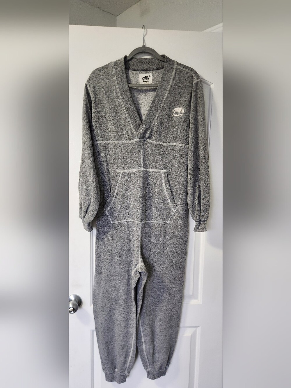 Roots Ladies Gray V-neck One-Piece Jumpsuit Sz Xs